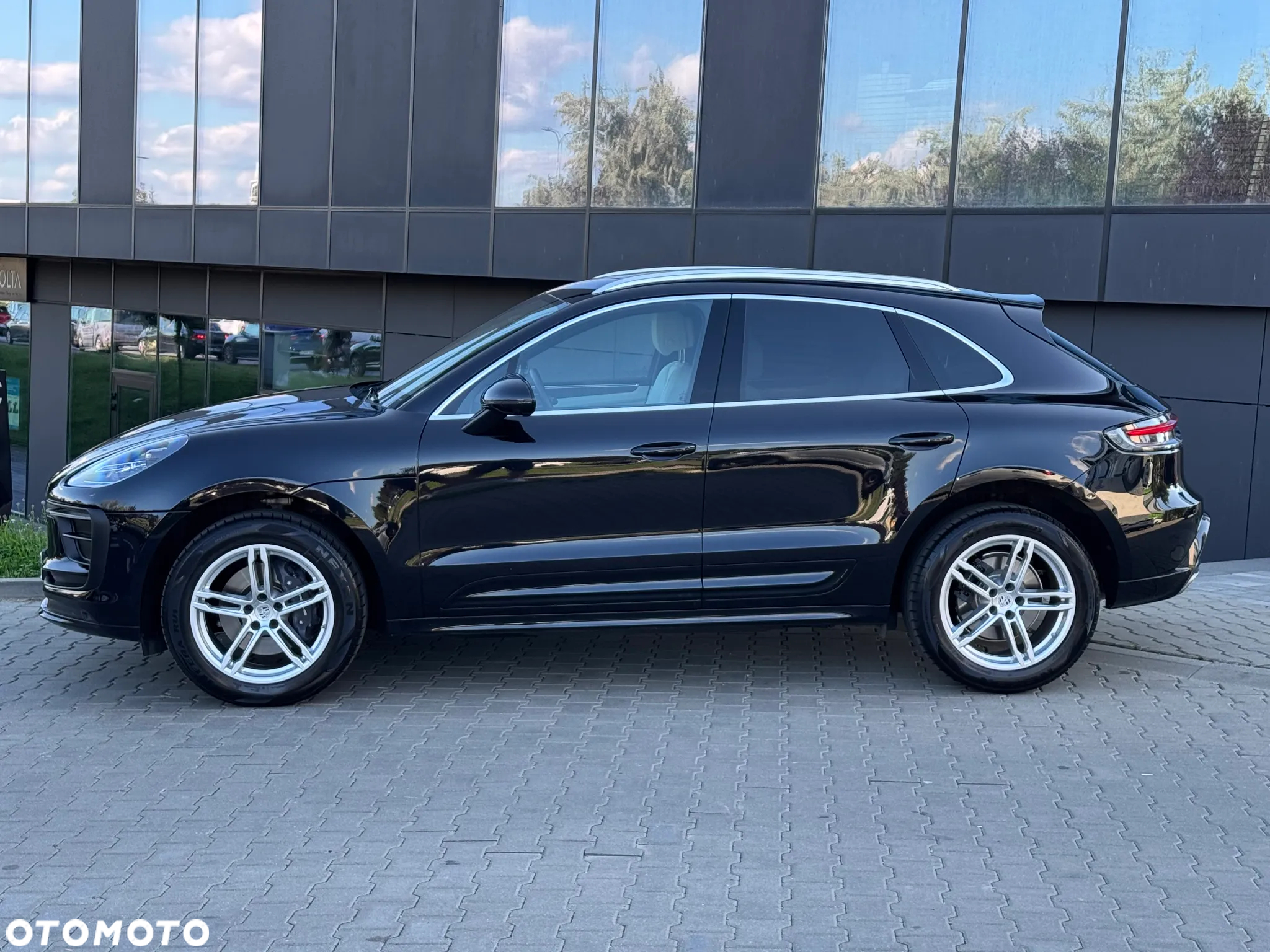 Porsche Macan T - 5
