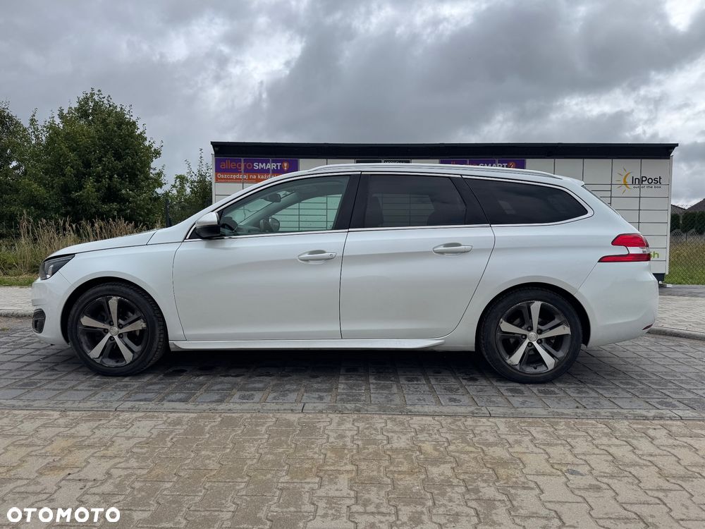 Peugeot 308 1.2 PureTech Allure S&S - 3