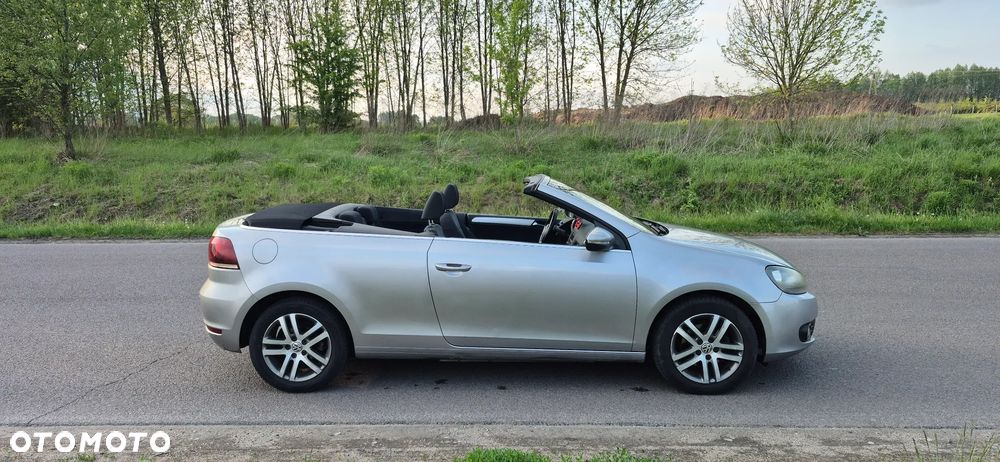 Volkswagen Golf 1.6 TDI DPF Highline - 13