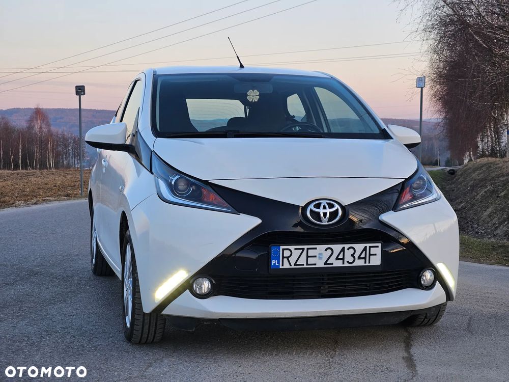 Toyota Aygo City - 10