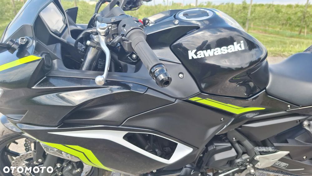 Kawasaki Ninja - 22
