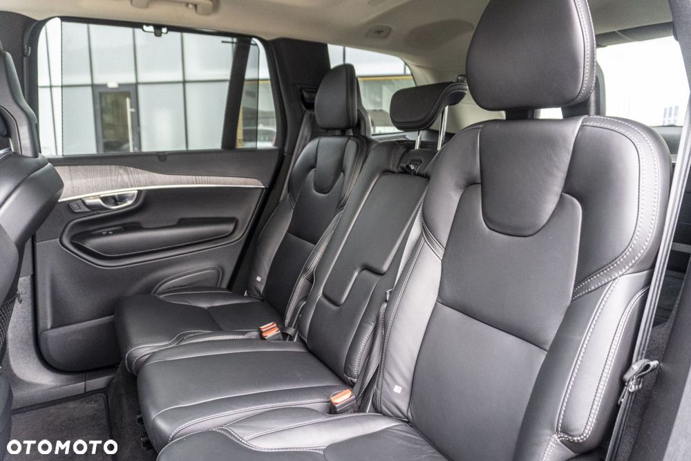 Volvo XC 90 - 10