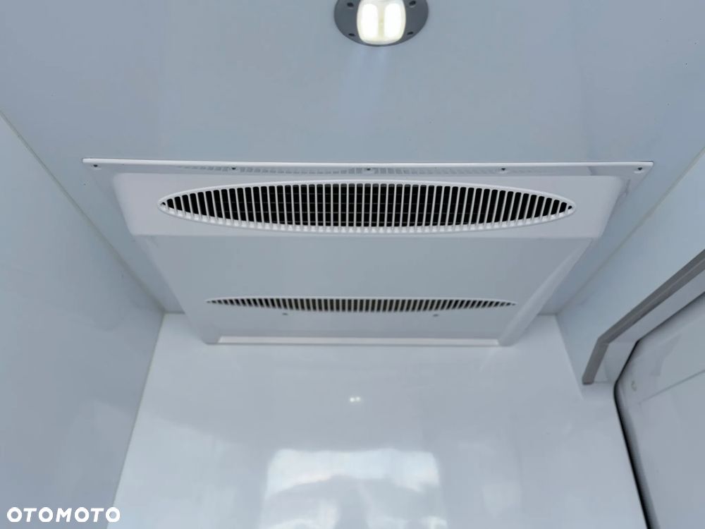 Volkswagen CRAFTER - 9