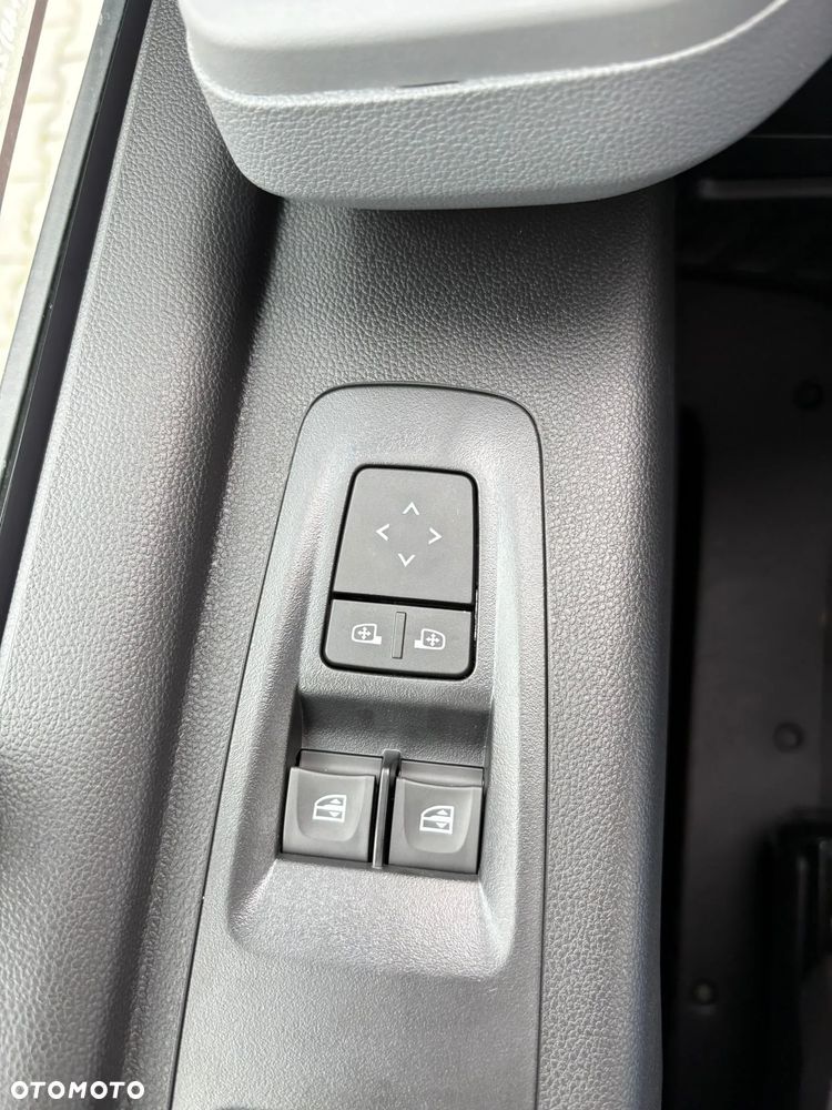 Renault Master Furgon L3H2 2.0dCi 170 automat - 13