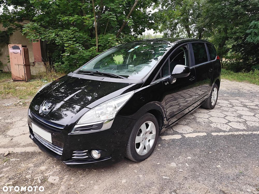 Peugeot 5008 HDI FAP 150 Family Plus - 1