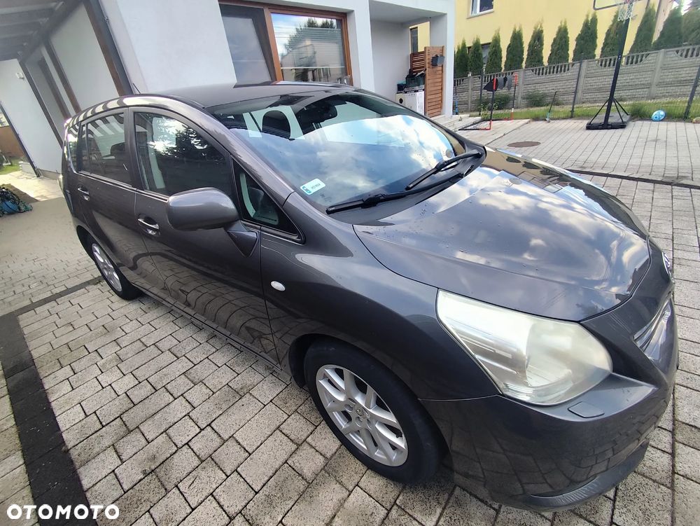 Toyota Verso - 2