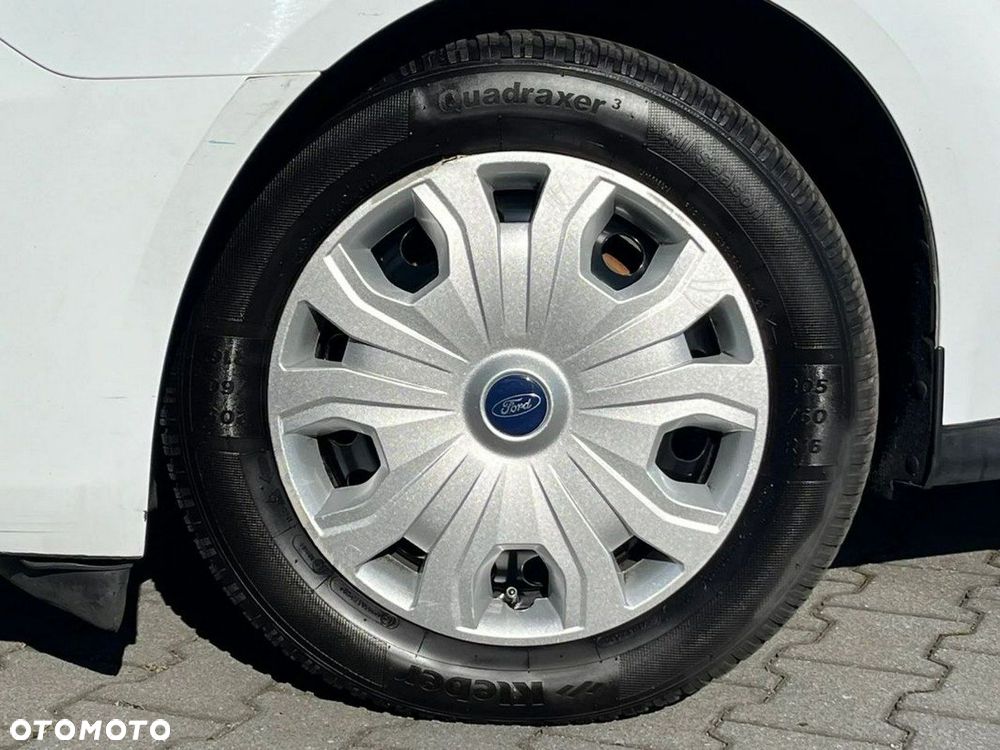 Ford Transit Connect - 16