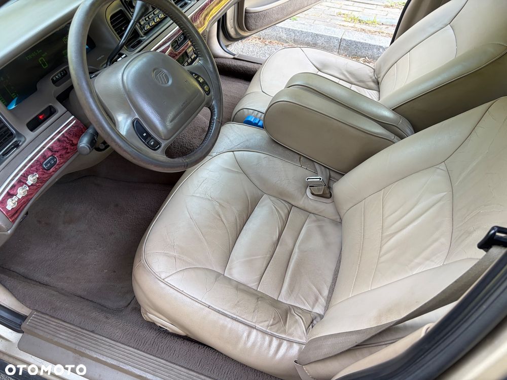 Mercury Marquis - 8