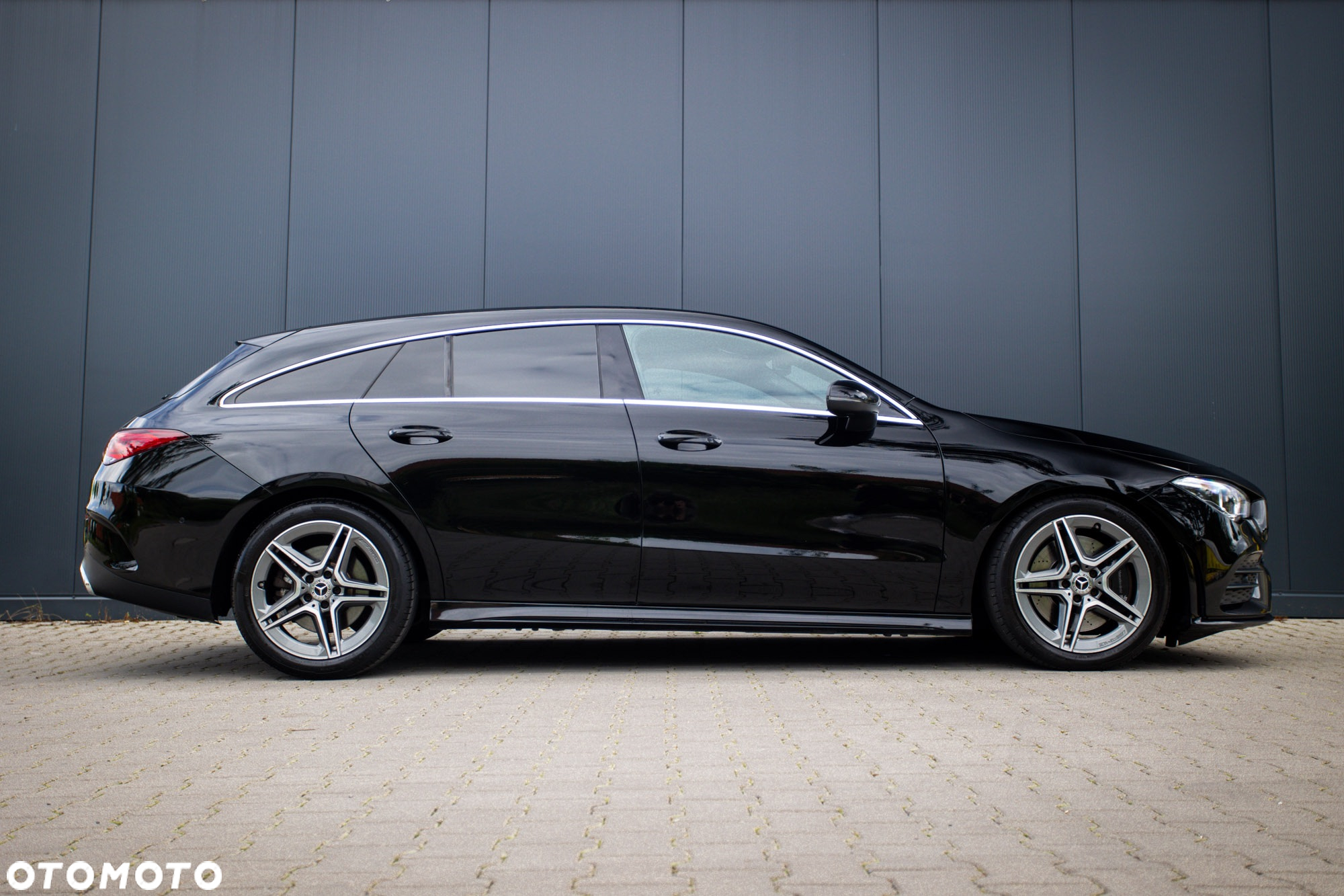 Mercedes-Benz CLA 250 4Matic Shooting Brake 7G-DCT AMG Line - 8