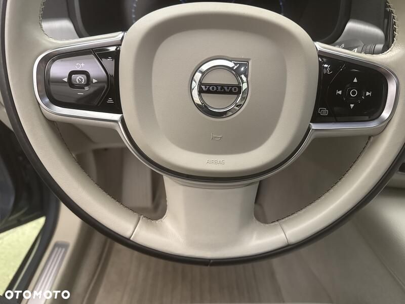 Volvo S90 D4 SCR Momentum Pro - 13