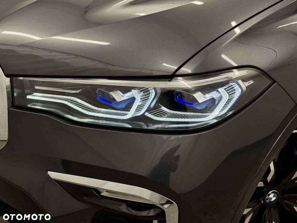 BMW X7 - 9