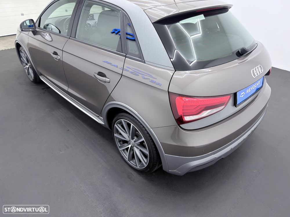 Audi A1 1.0 TFSI S-line - 8