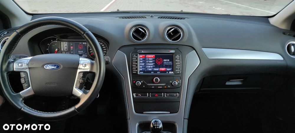 Ford Mondeo 2.0 TDCi Ghia - 28