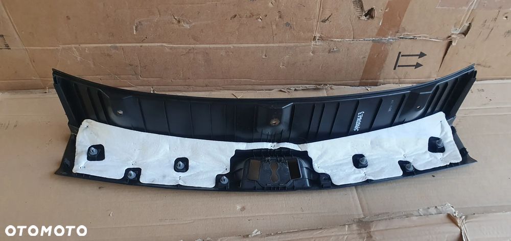 Osłona pasa tylnego bagażnika Kia Sportage III 85770-3U010 - 8