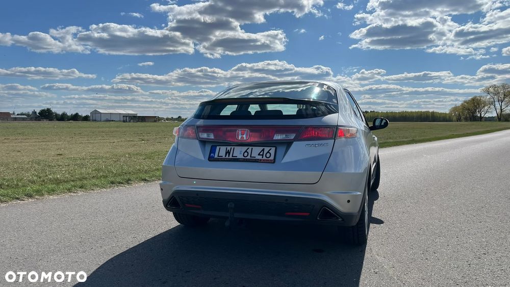 Honda Civic 1.8i-VTEC Sport - 6