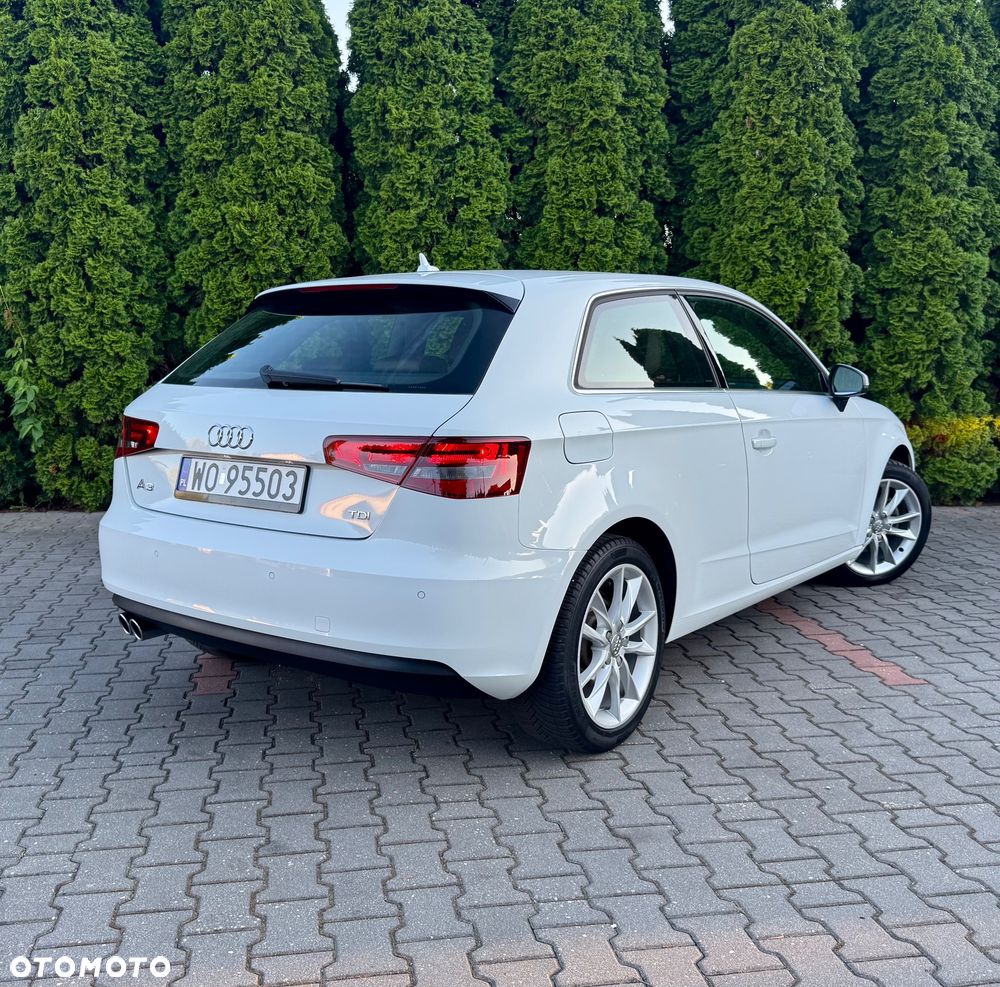 Audi A3 3-drzwiowe 2.0 TDI design - 8