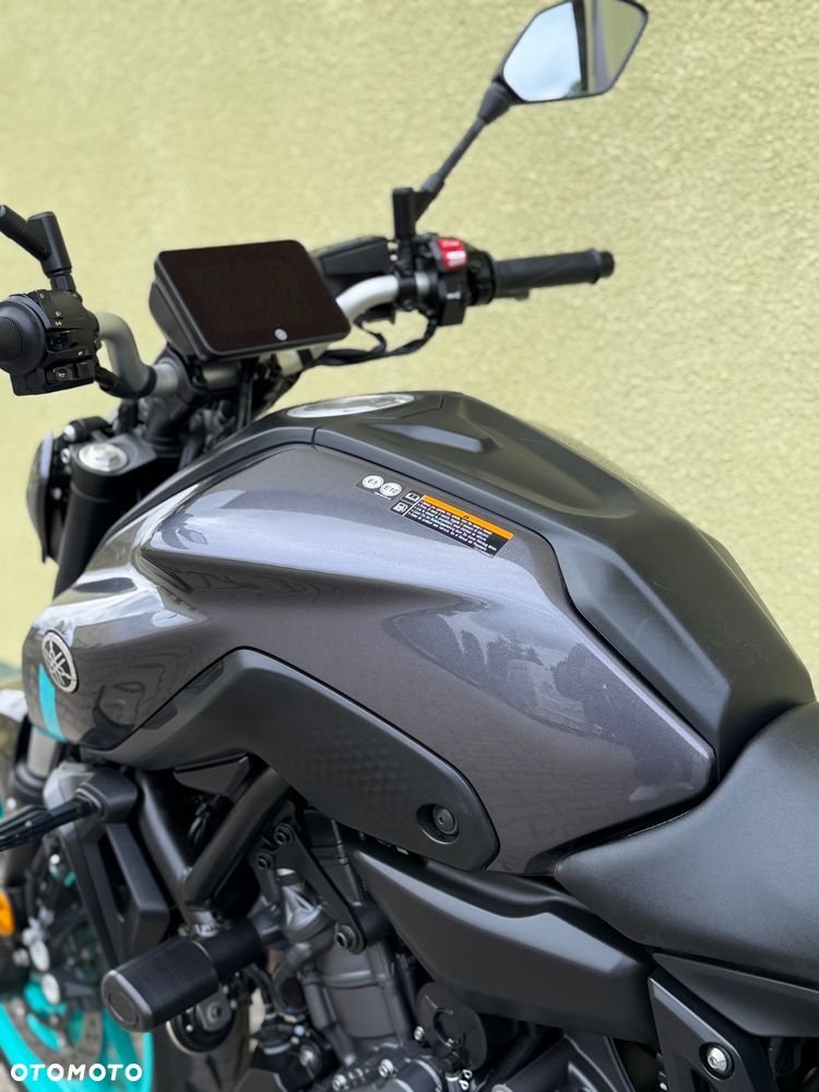 Yamaha MT - 33