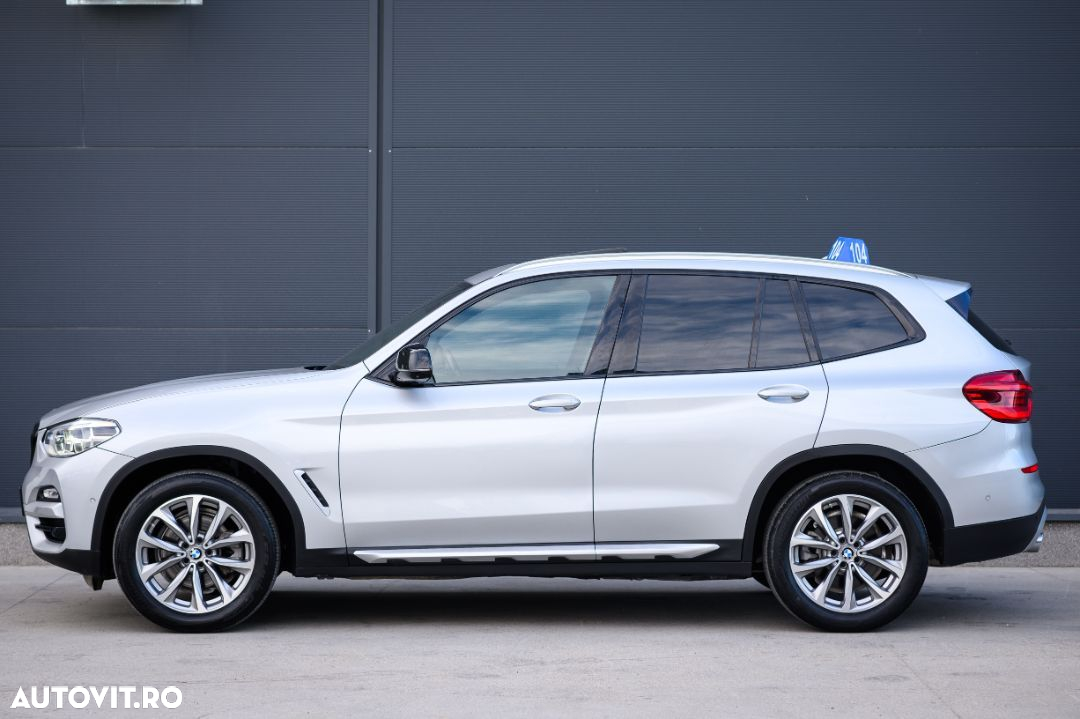 BMW X3 xDrive30i AT - 9