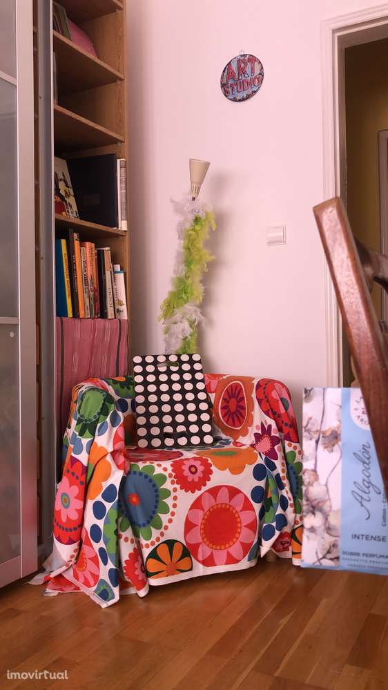 Quarto nas Amoreiras/Campolide - Grande imagem: 3/9