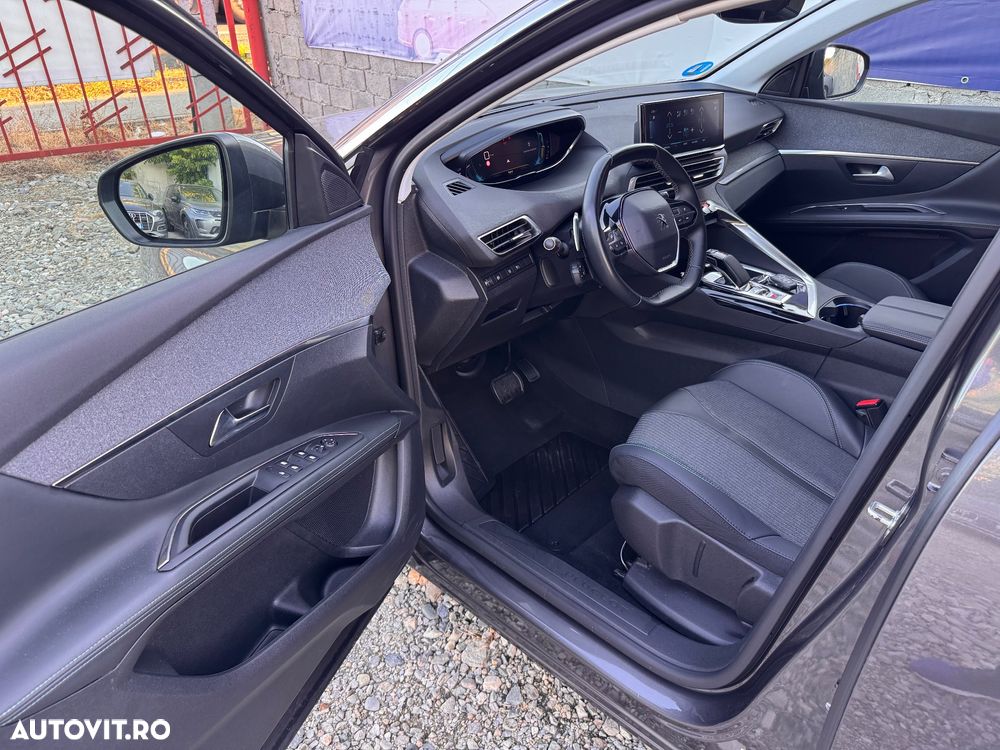 Peugeot 3008 PHEV 225 EAT8 GT - 11