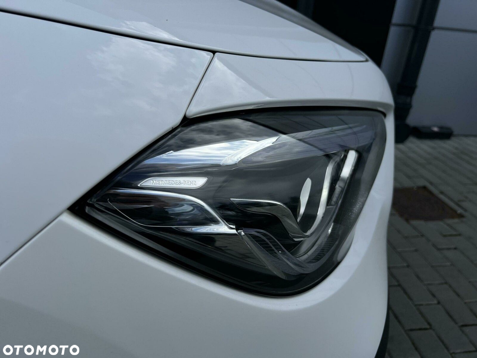 Mercedes-Benz GLA - 31