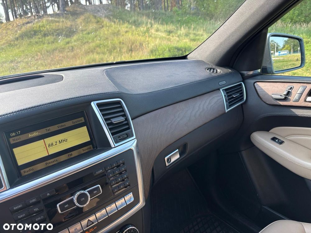 Mercedes-Benz ML 350 BlueTEC 4-Matic - 17