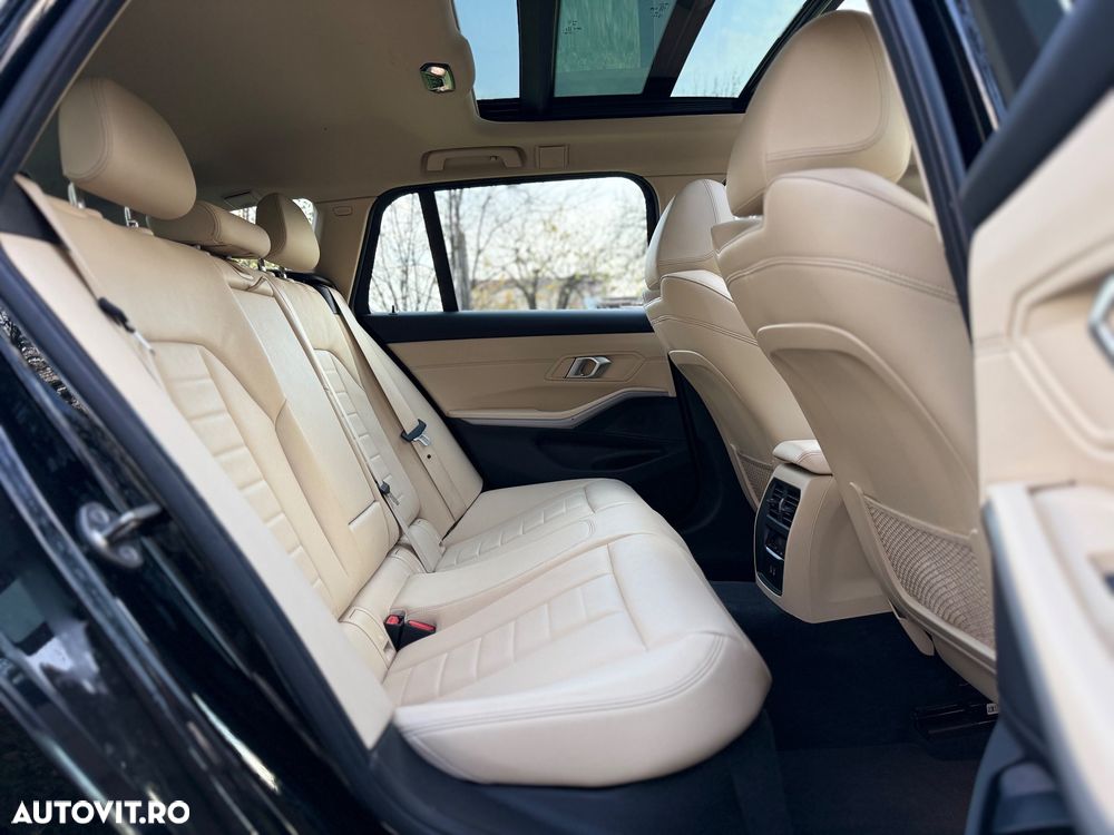 BMW Seria 3 320i AT - 13