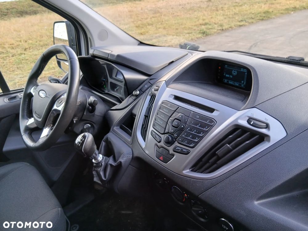 Ford TRANSIT CUSTOM - 14
