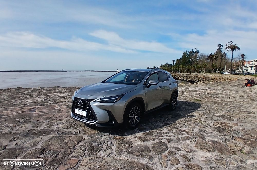 Lexus NX 450h+ - 2