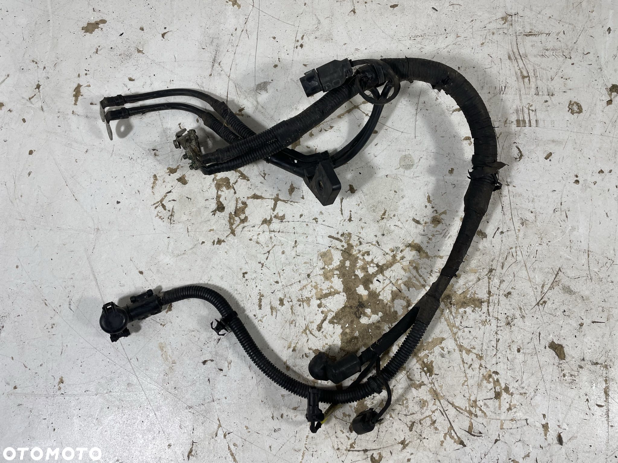 HYUNDAI I30 WIĄZKA AKUMULATORA KLEMY 918502L011 - 1