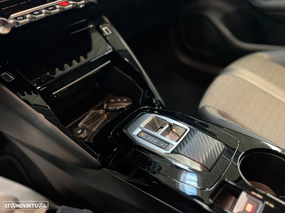 Peugeot e-208 50 kWh Allure Pack - 20