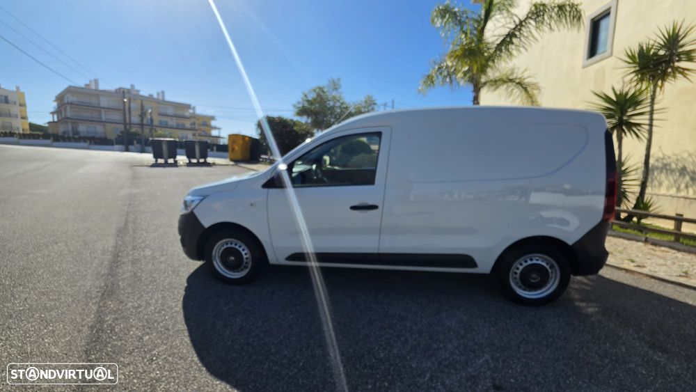 Renault EXPRESS - 12