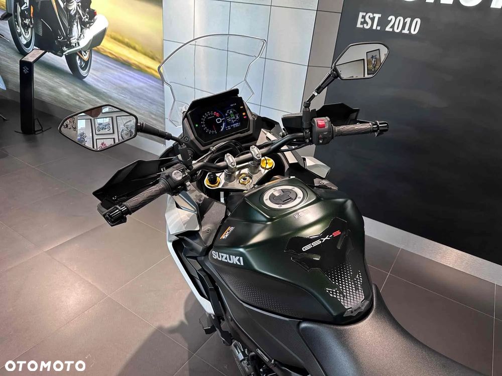 Suzuki GX - 9