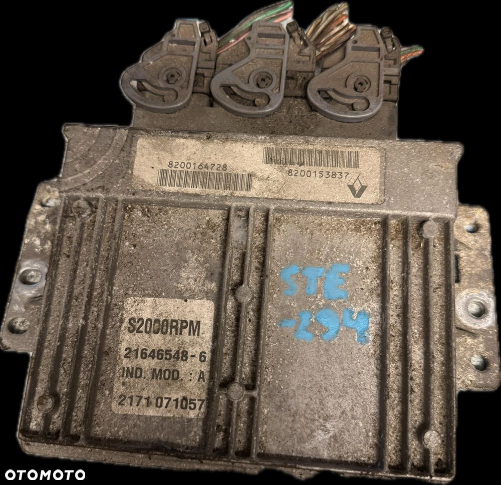 Sterownik KOMPUTER SILNIKA ECU RENAULT 8200164728 8200153837 - 1