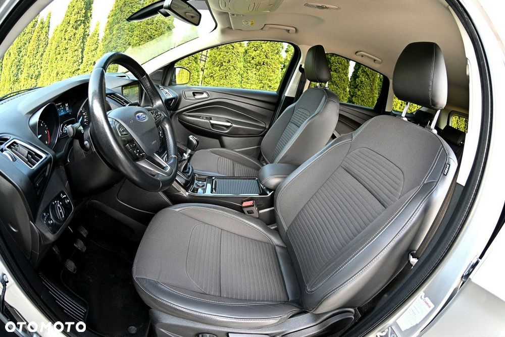 Ford Kuga 1.5 EcoBlue TITANIUM - 6