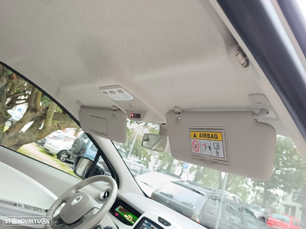 Renault Zoe (c/ Bateria) 41 kwh Intens - 22