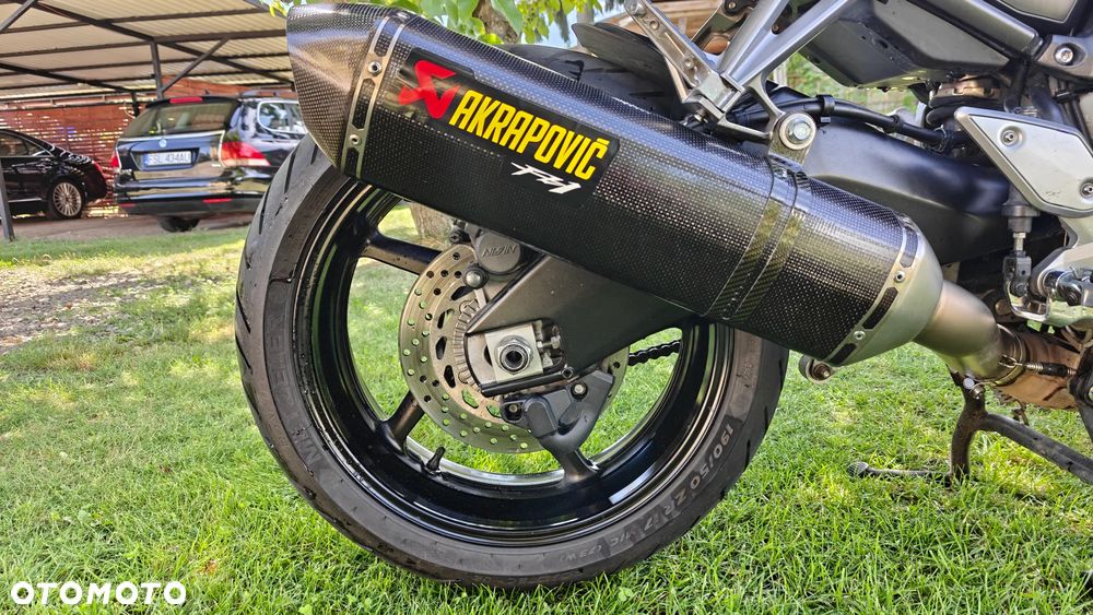 Yamaha FZ - 20