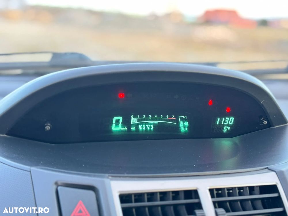 Toyota Yaris 1.0 VVT-i Edition - 13