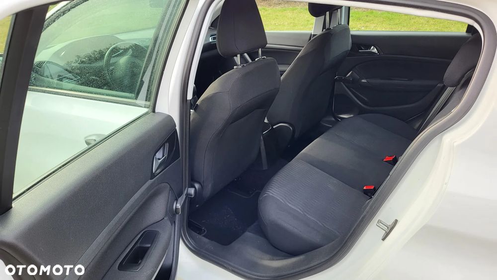 Peugeot 308 - 15