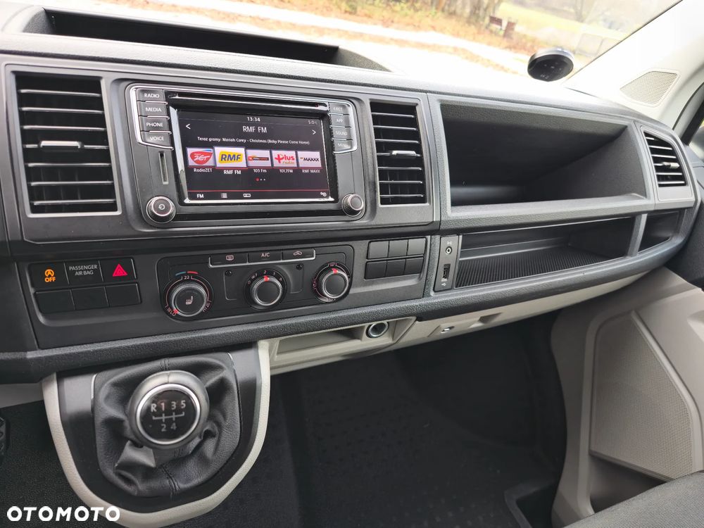 Volkswagen Transporter T6 - 19