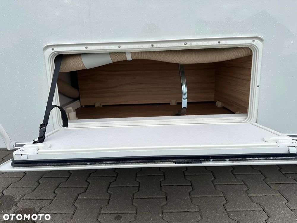 Hymer-Eriba Nova Light ENL 442 - 8