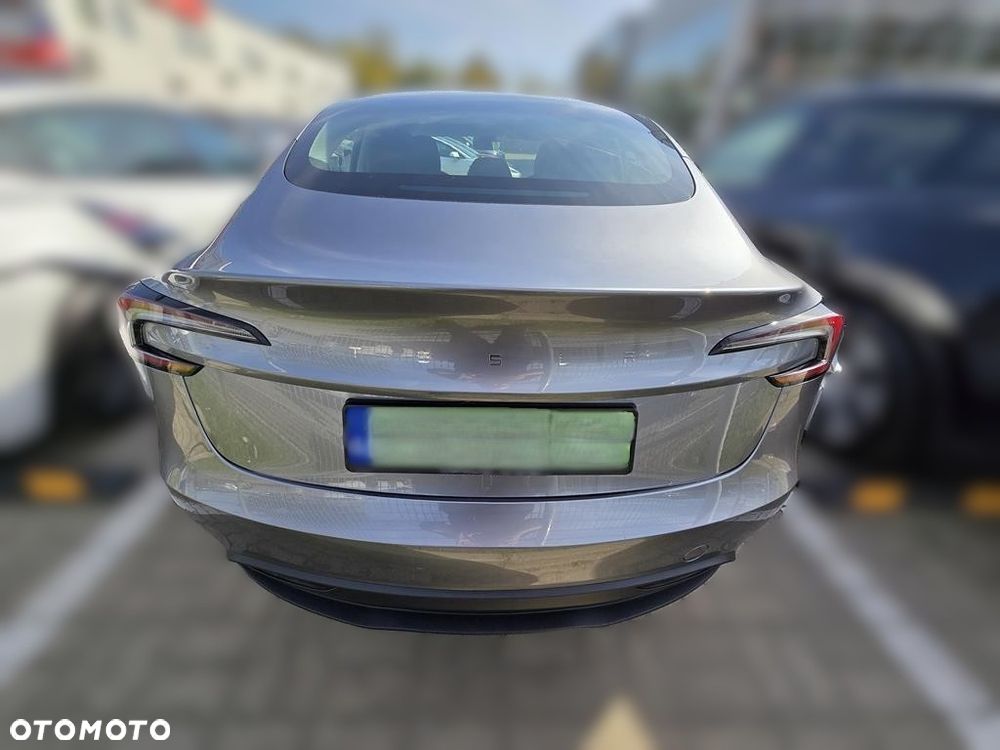 Tesla Model 3 Long Range RWD - 5