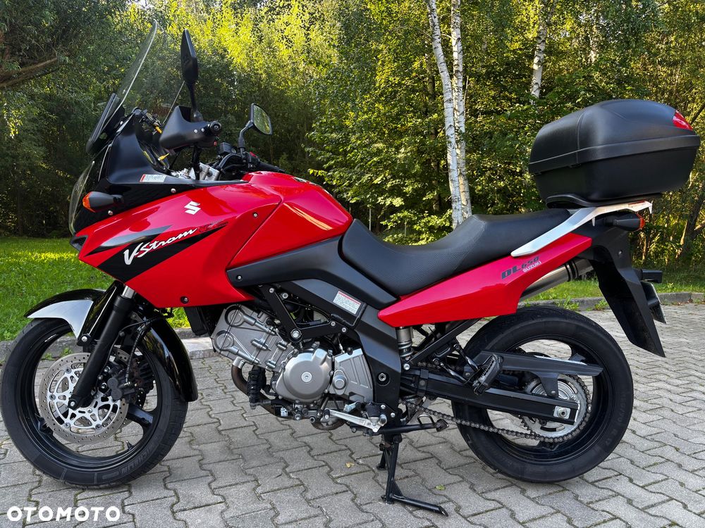 Suzuki V-STROM - 1