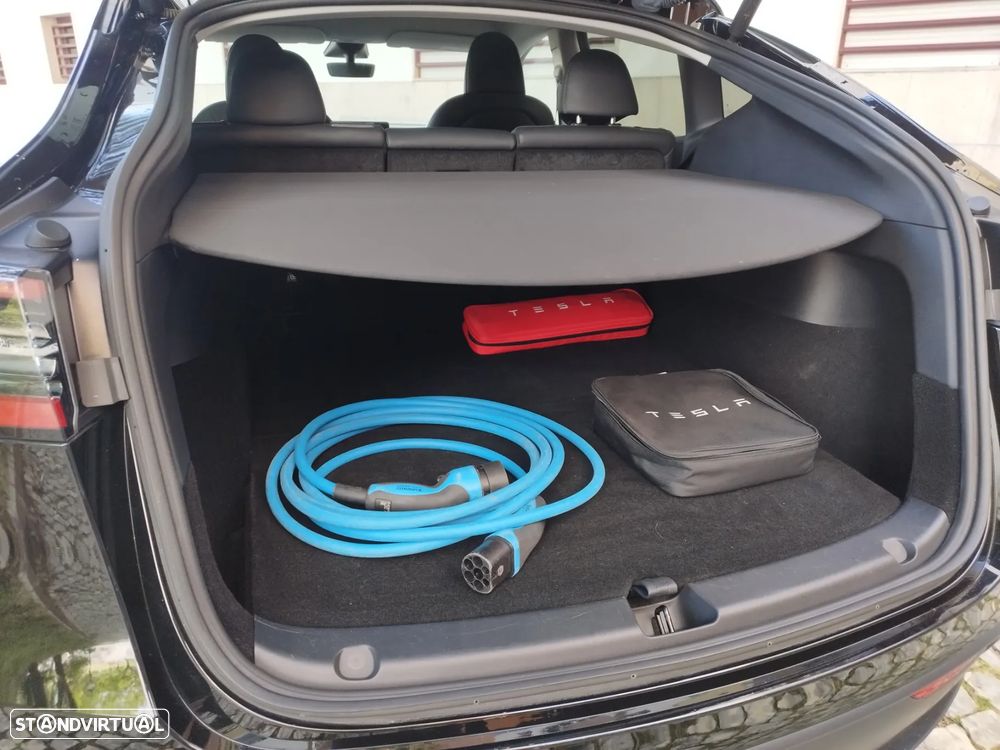 Tesla Model Y RWD - 5