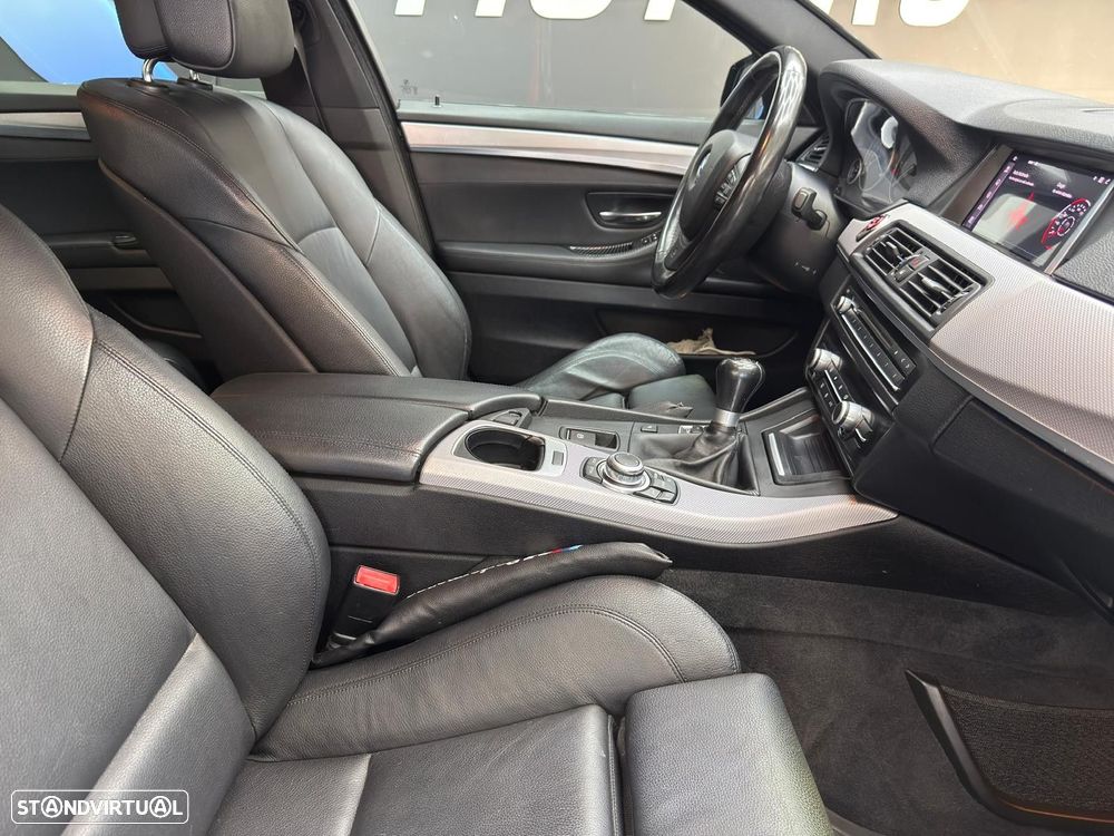 BMW 520 d Pack M - 37