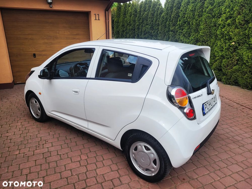 Chevrolet Spark 1.0 LT - 4