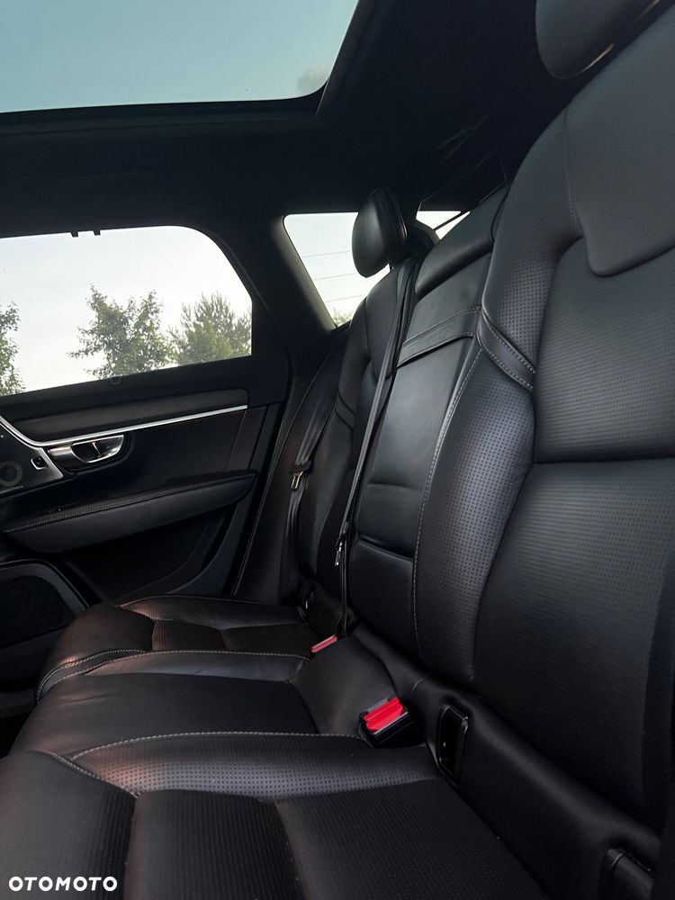 Volvo V90 Cross Country D5 SCR AWD - 24