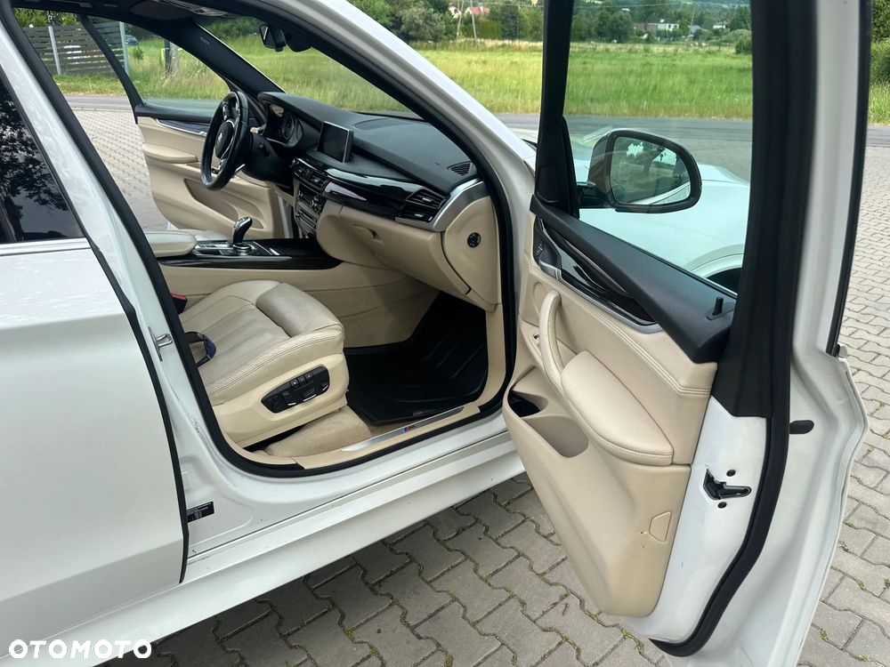 BMW X5 xDrive40d - 13