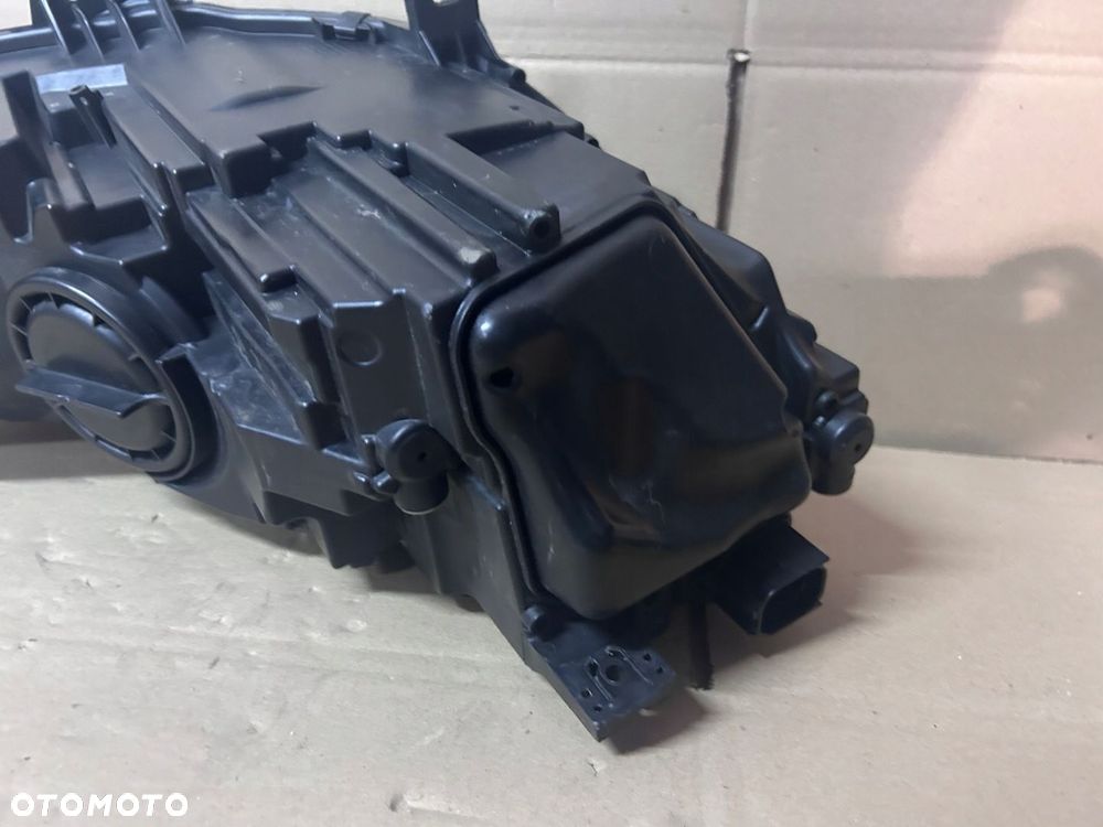 LAMPA LEWA AUDI A4 B9 8W LIFT FULL LED - 7