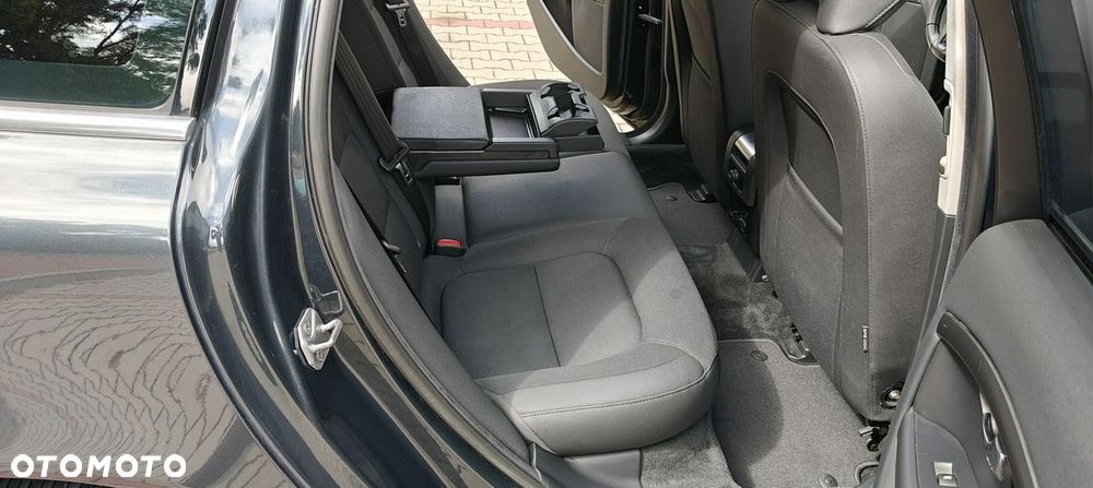 Volvo V70 D3 Momentum - 10